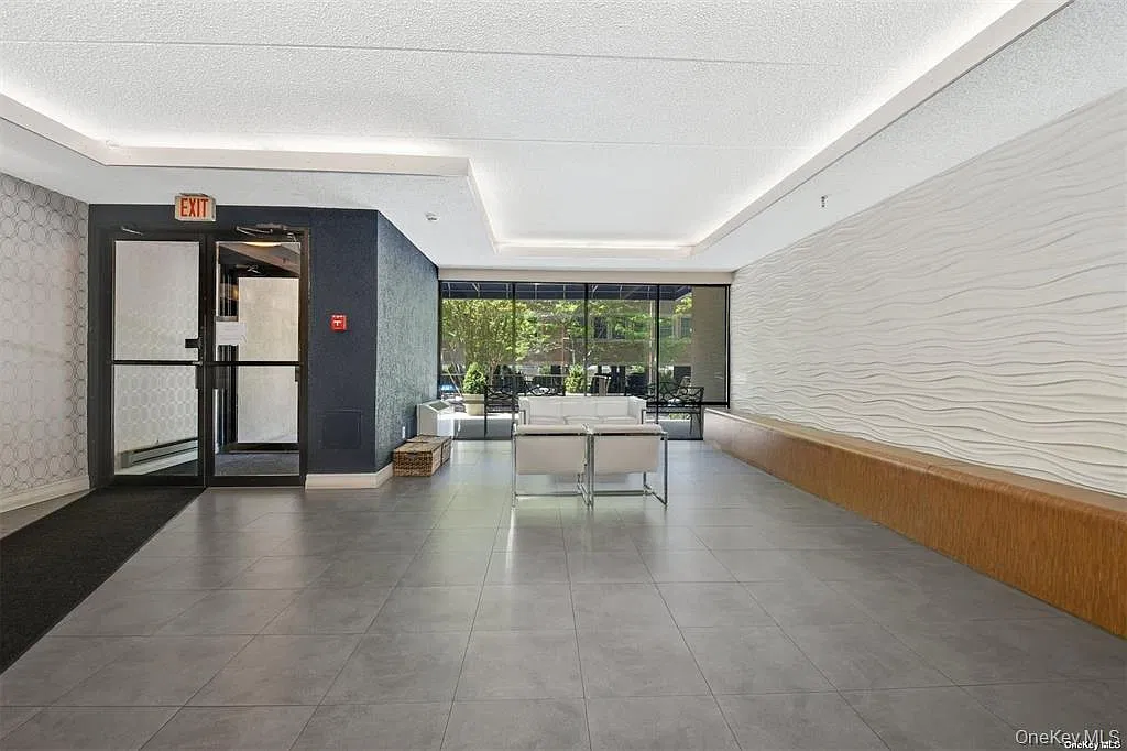 1 bed, 1.0 bath, 740 sqft, $2,600 — Photo 4