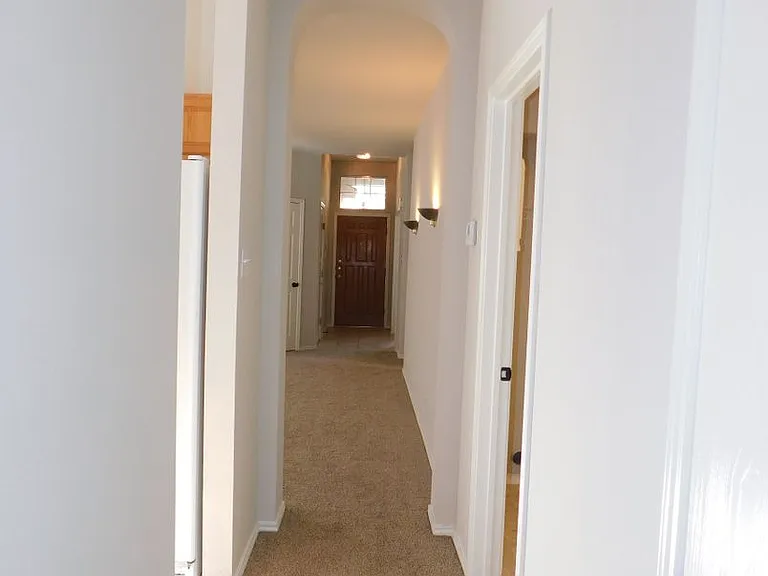 9231 Foxgrove Way — Photo 2