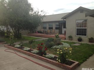 18046 Hazelhurst Rd, Escalon, CA 95320