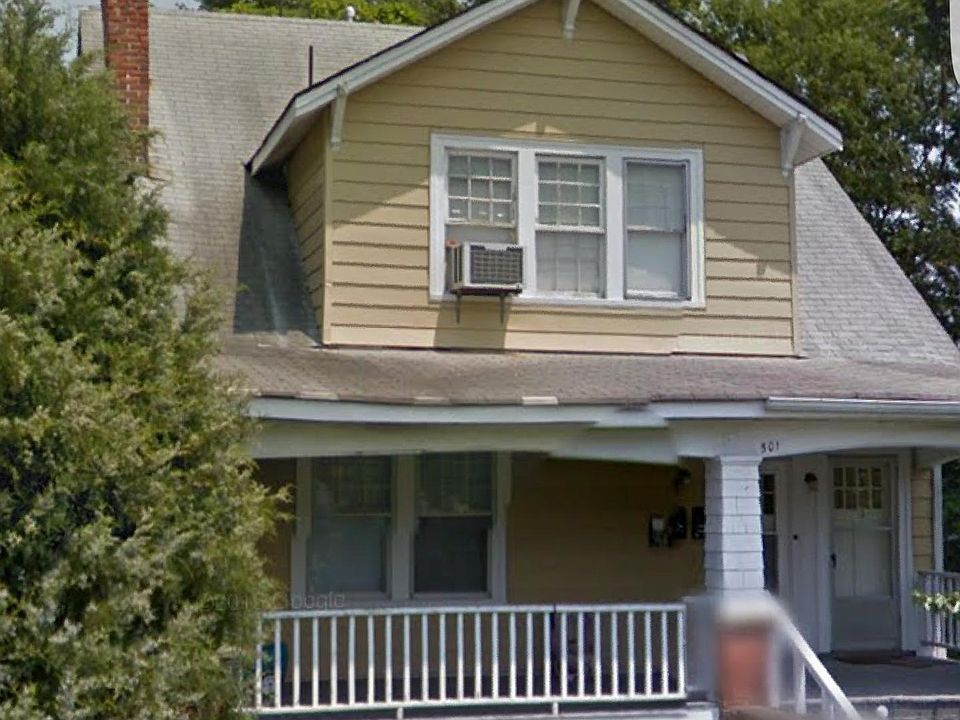 1st image of 501 Shenandoah St APT 2