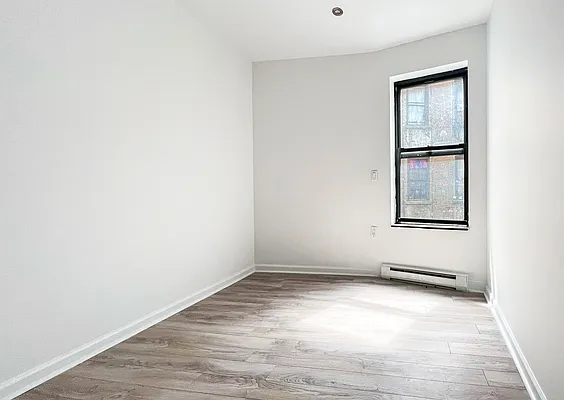 Rented by Bohemia Realty Group | media 17