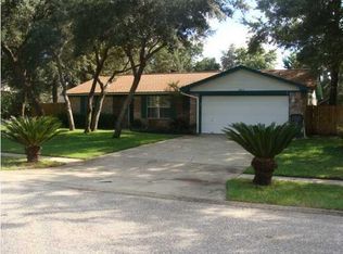 7873 Sleepy Bay Blvd, Navarre, FL 32566