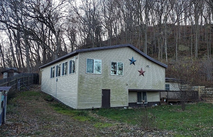 4524 Massey Station Rd, Dubuque, IA 52003 Zillow