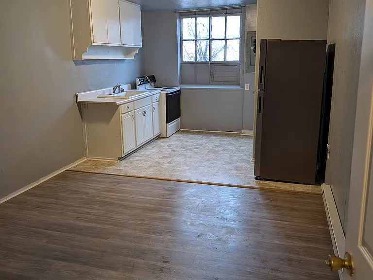 157 N Fieldcrest Rd #1 — Photo 7