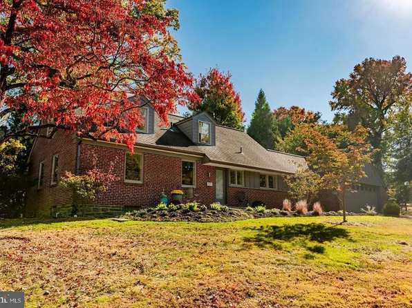 8862 Norwood Ave, Philadelphia, PA 19118