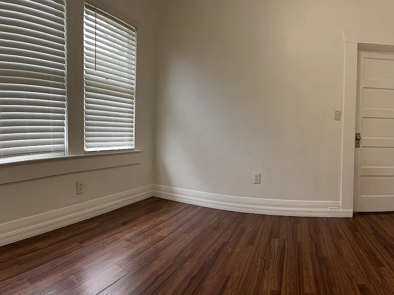 306 S Gomez Ave — Photo 12