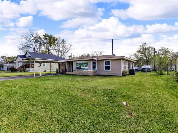 1413 Merry Lane, La Marque, TX 77568