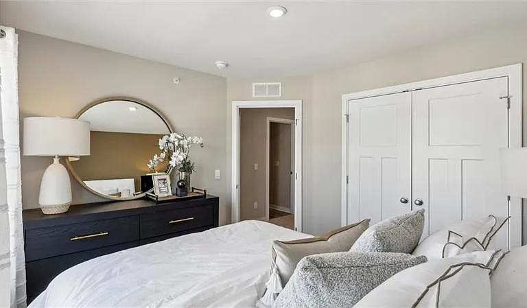 765 Olivia St — Photo 23