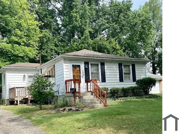 4802 Ranchland Dr, Louisville, KY 40216