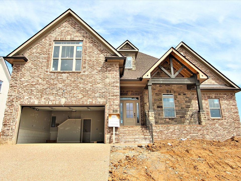 1st image of 84 Ernest Dr #84