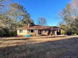 1400 Lloyd Rd, Sylacauga, AL 35150