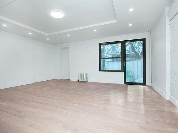 5th image of 151 W 119th St APT 1R