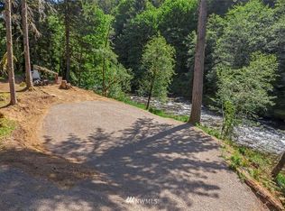 8932 Rose Valley Rd, Kelso, WA 98626