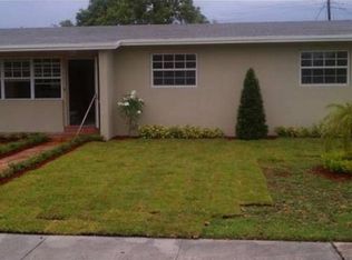 9421 SW 52nd Ter, Miami, FL 33165