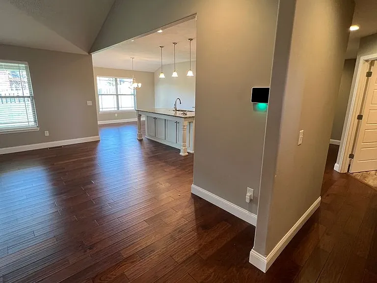 5353 S Twelve Oaks Rd — Photo 4
