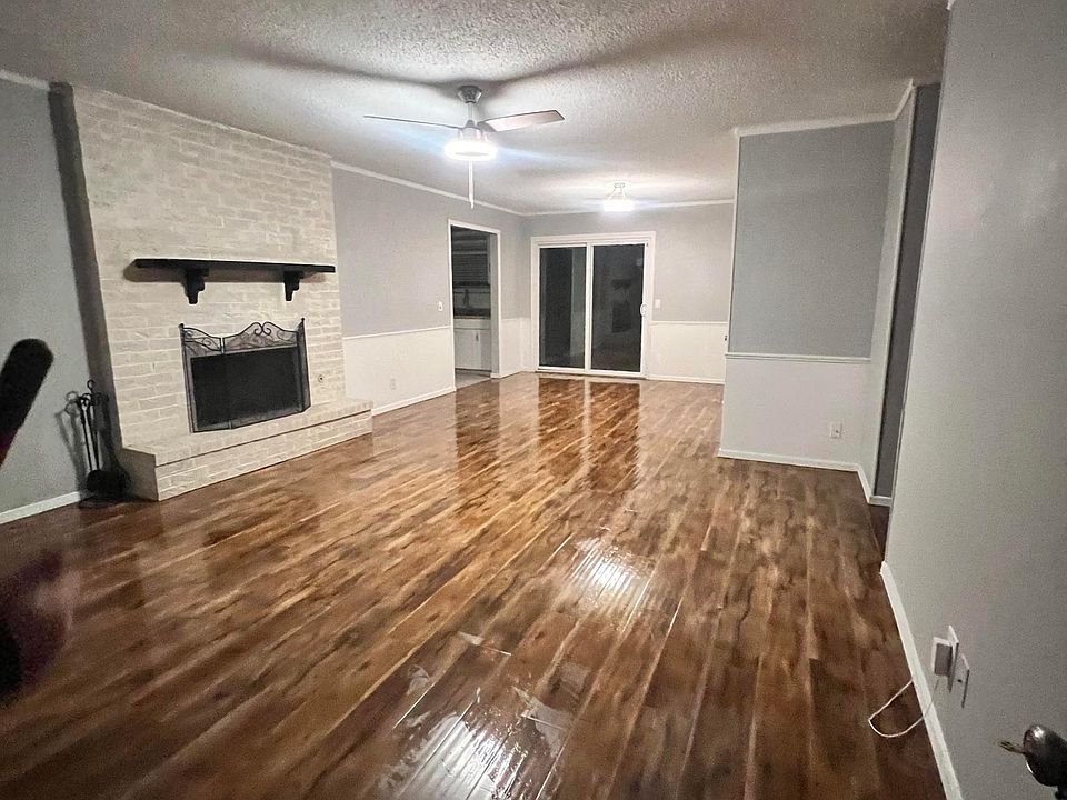 1st image of 2105 S Ash Ave