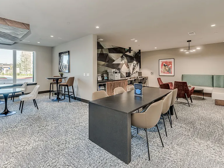 Reserve on Kingsland — Photo 16