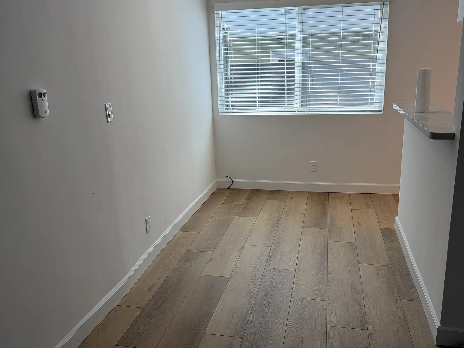 2 bed, 1.5 bath, 930 sqft, $3,990 — Photo 2