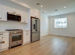 4507 Saturn St #1/2, Los Angeles, CA 90019