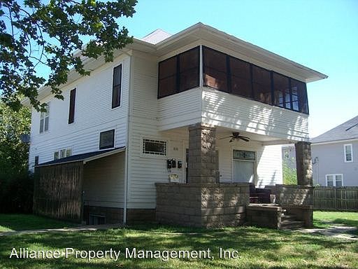 2nd image of 830 Moro St
