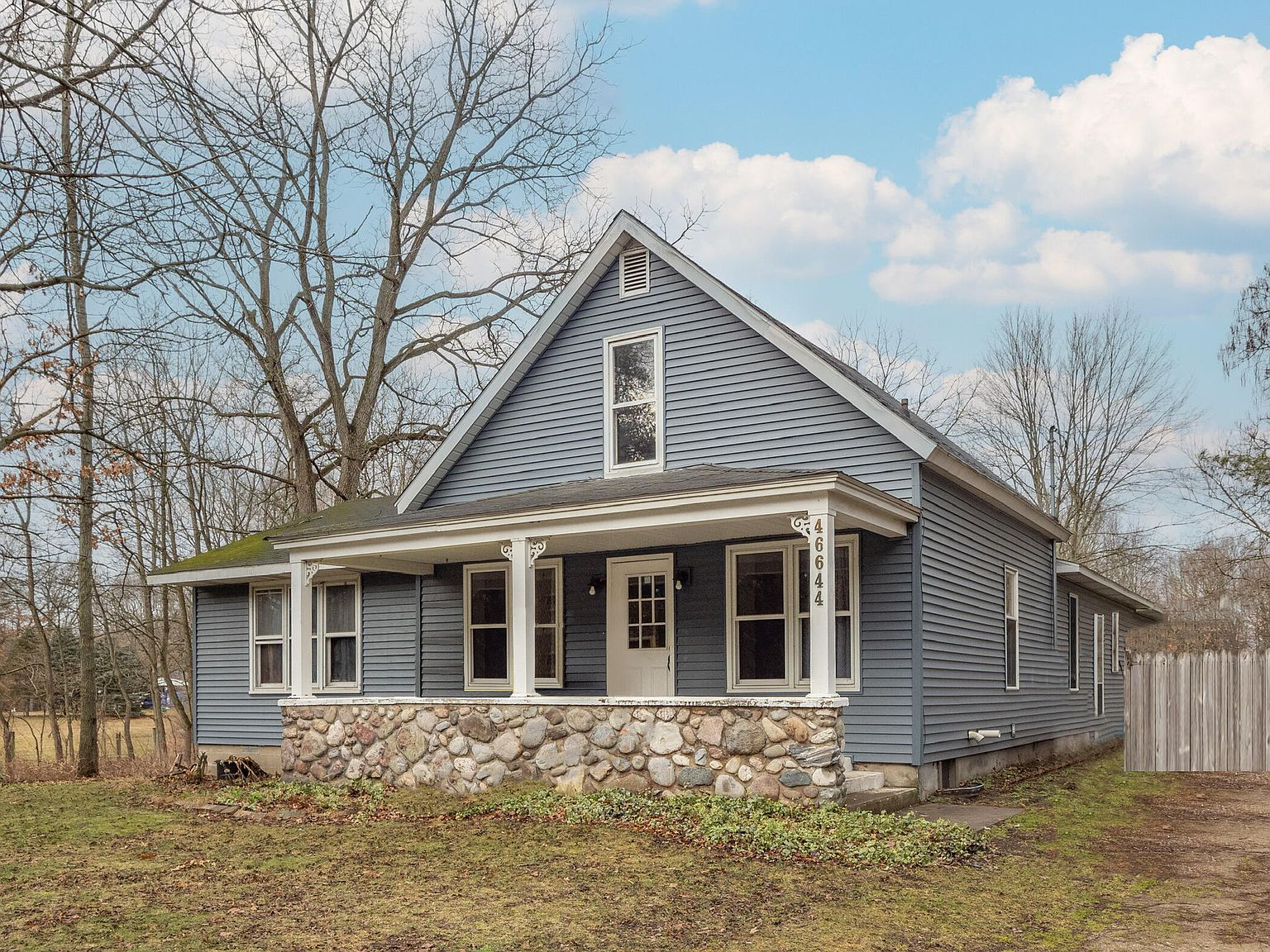 46644 M 40, Paw Paw, MI 49079 Zillow