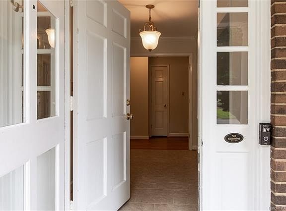 4th image of 5554 Lansing Dr