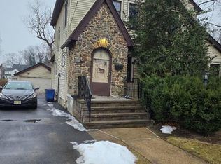 2228 Rhoda Pl, Scotch Plains, NJ 07076