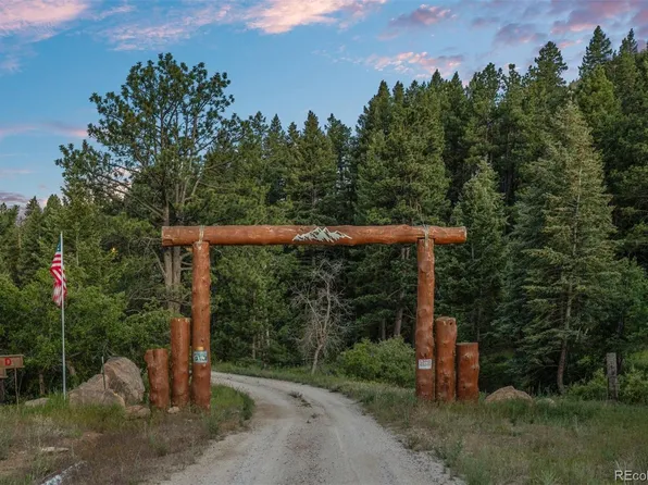 12868 Cottonwood Road, Littleton, CO 80127
