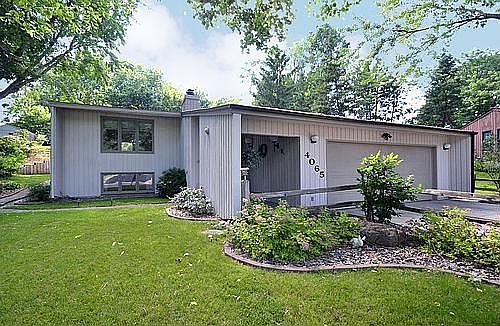 1st image of 4065 Lakehill Cir
