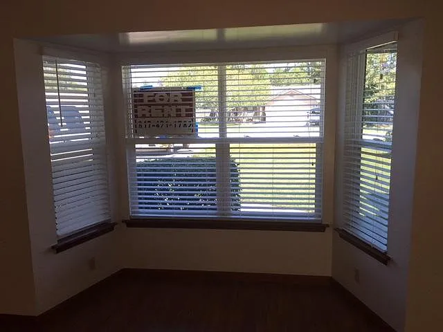 403 Somerset Rd — Photo 8