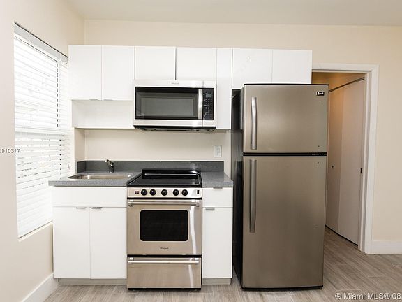 3rd image of 7910 Abbott Ave #3