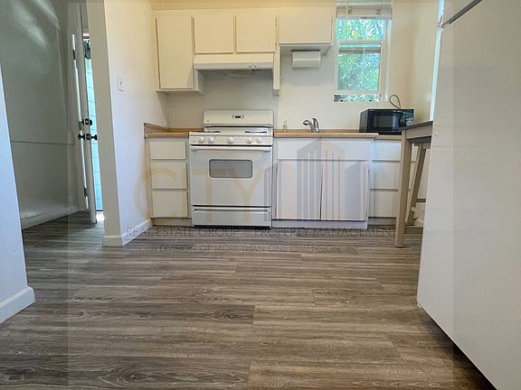 5th image of 2028 F St #C