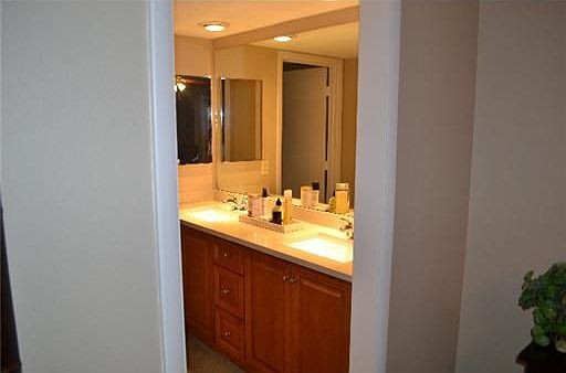 5th image of 11730 Shipwatch Dr APT 208