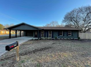 106 E Neal St, Carthage, TX 75633