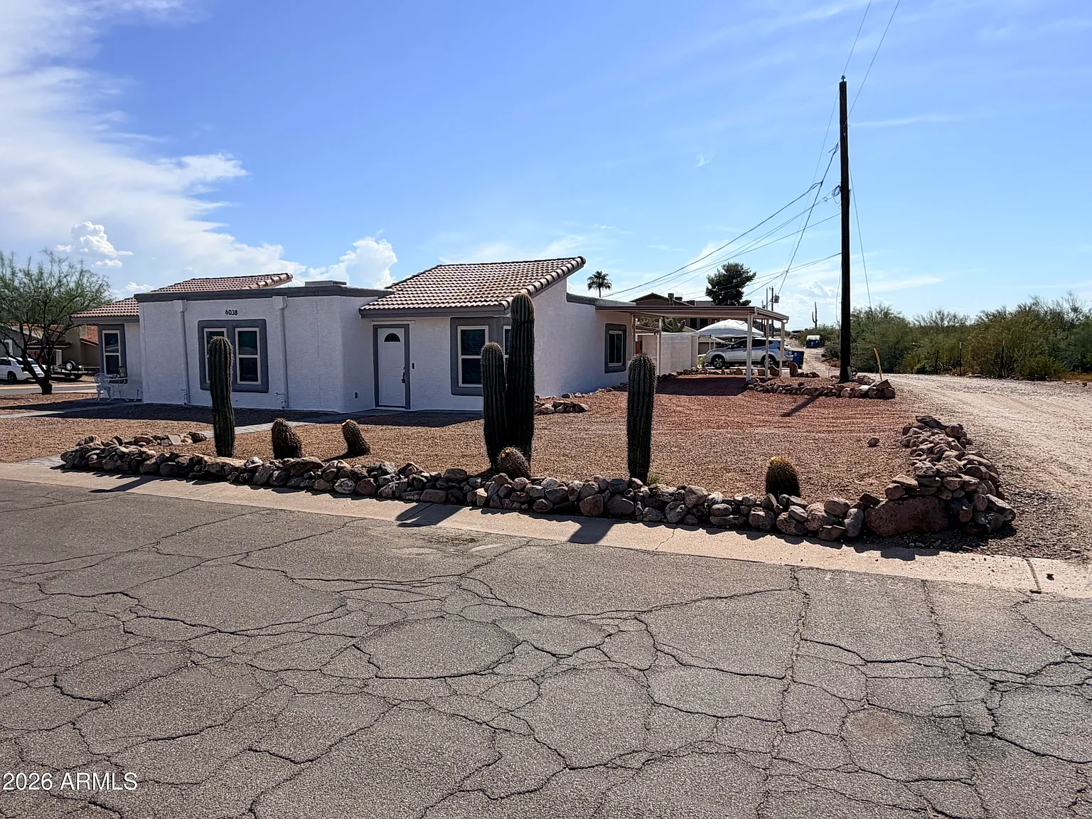 2 bed, 2.0 bath, 900 sqft, $1,800 — Photo 4