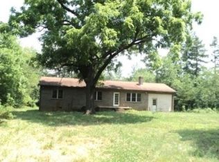 1011 Pine Mountain Rd, Hudson, NC 28638