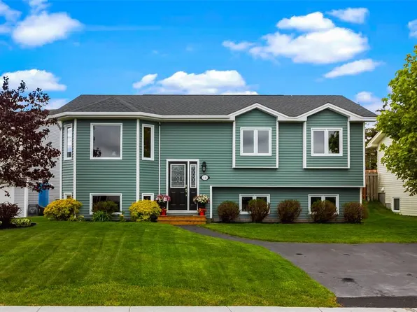 14 Aurora Place, Paradise, NL A1L1V4