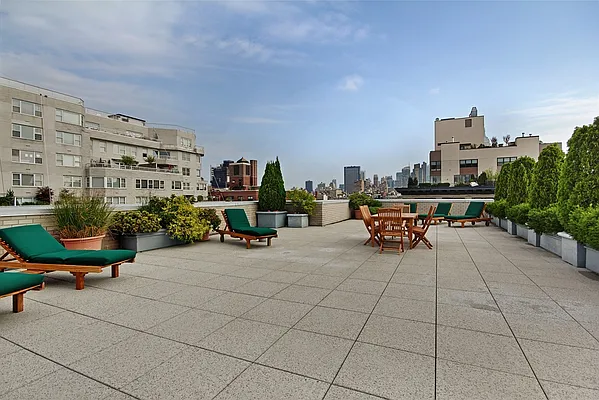 Sold by Corcoran | media 16