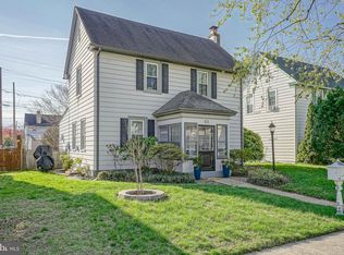 406 Chestnut St, Brooklawn, NJ 08030