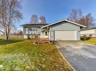 3541 Hooper Cir, Anchorage, AK 99515
