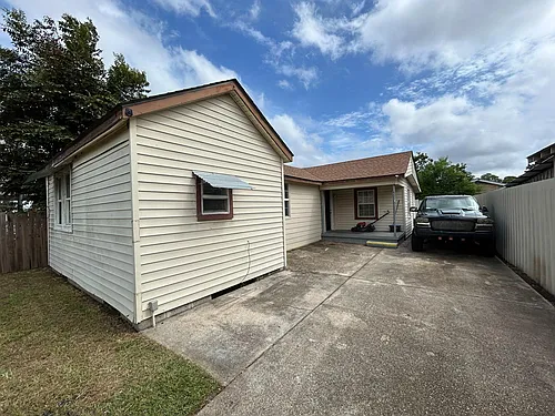907 Allo Ave Photo 1