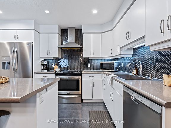 5th image of 1220 Riverbend Rd #50