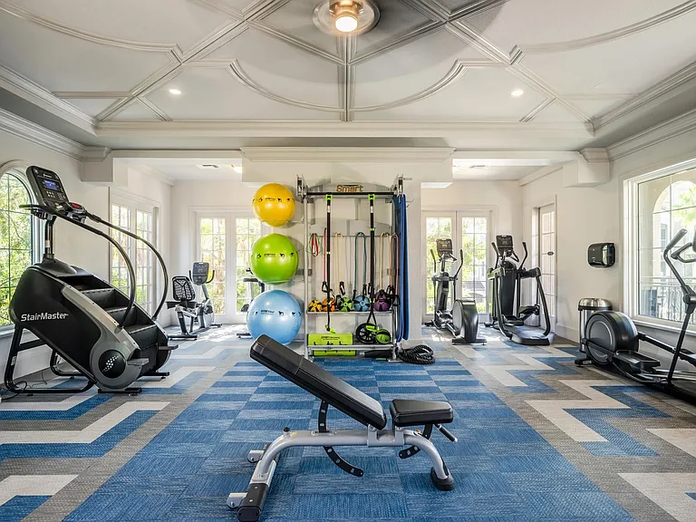 Full Fitness Center