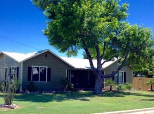 16 W Rochefort St, Eden, TX 76837