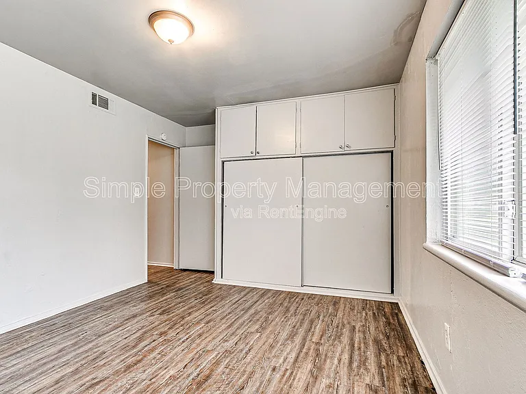 4301 N Terry Ave — Photo 14