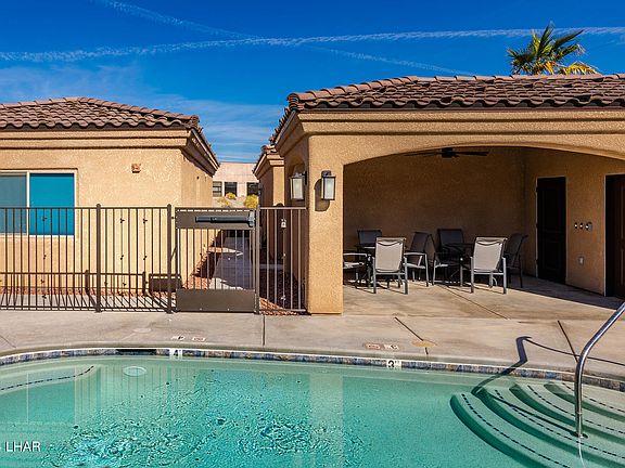 4th image of 490 N Lake Havasu Ave #F