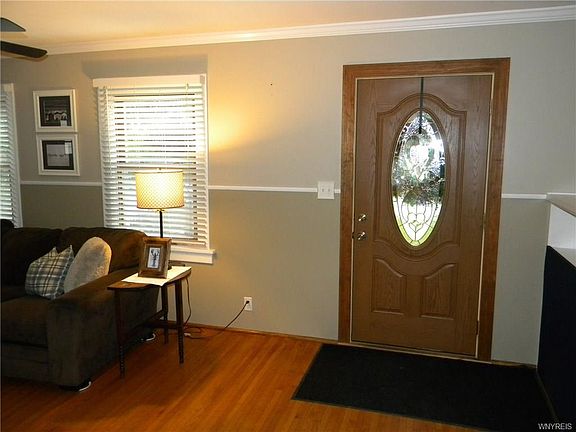 3rd image of 33 Highland Ave