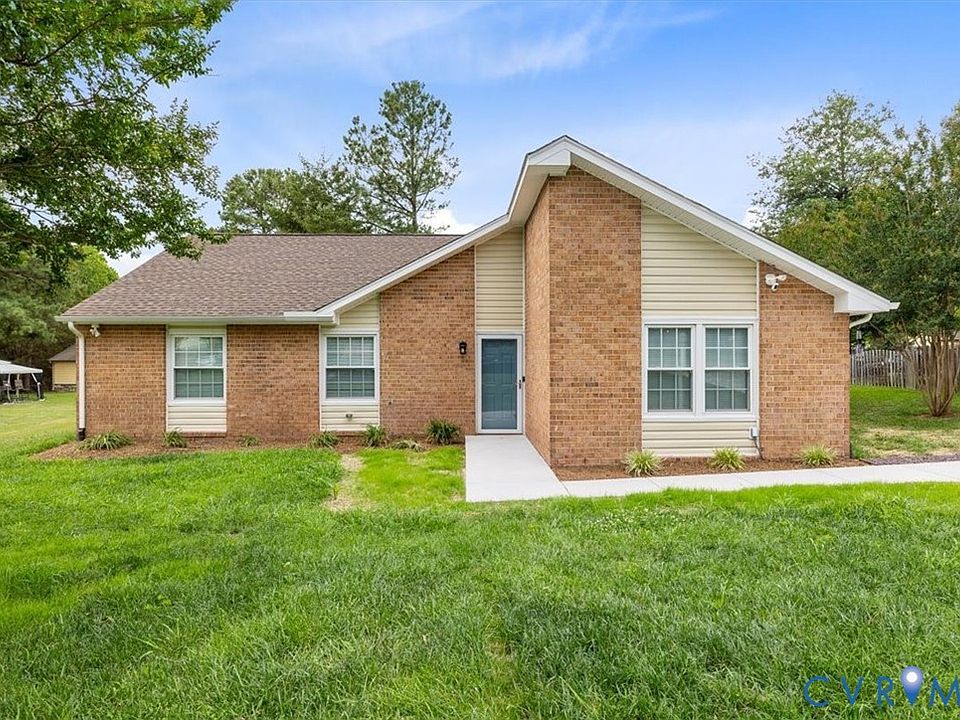 1st image of 7905 Tamarind Dr