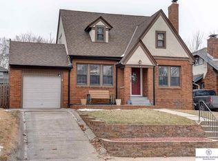 2887 Iowa St, Omaha, NE 68112