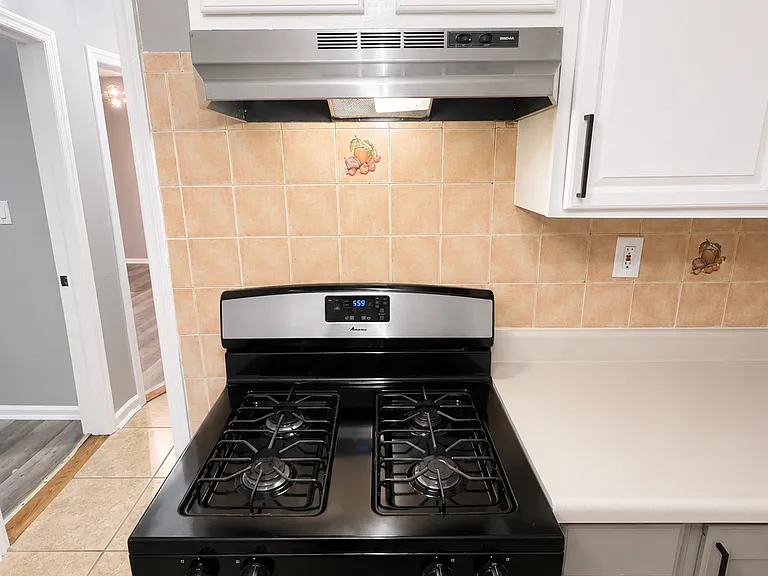 384 Badger Ave #3 — Photo 4